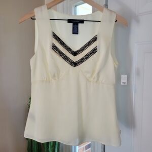 NWT Jones Wear White‎ V-Neck Lace Front Sleeveless Buisness Wear Top Y2K Size 4